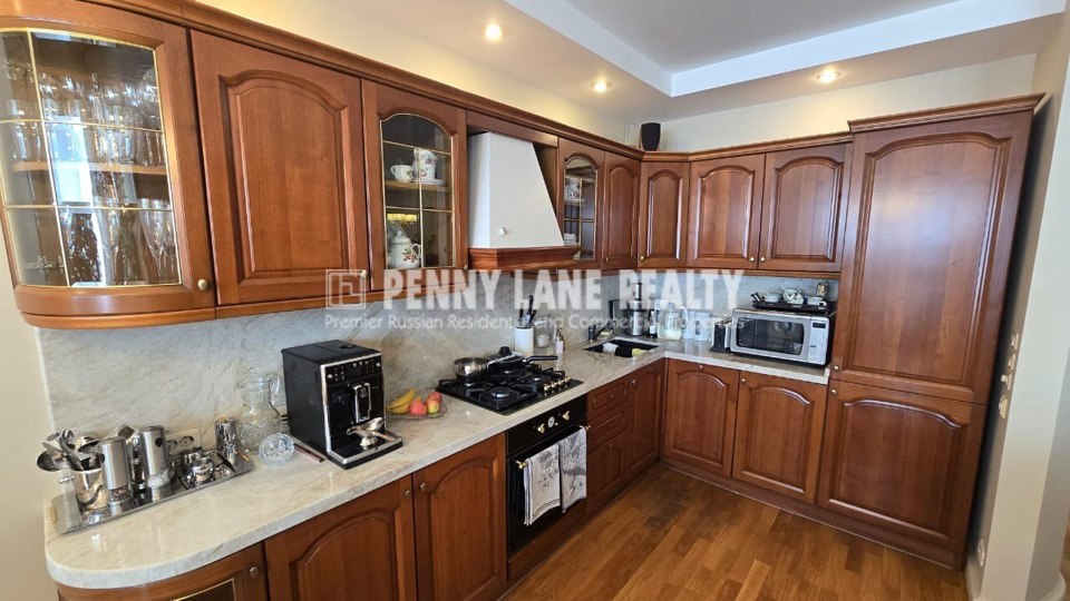 Продается 3-комнатная квартира, площадью 109.00 кв.м. Москва, улица Панферова