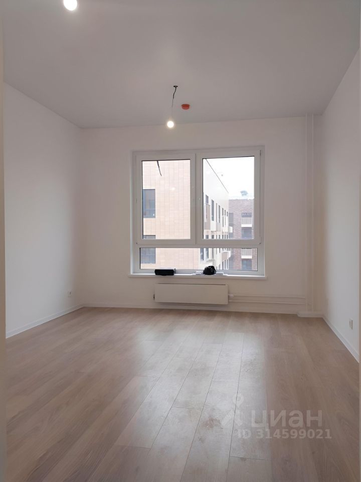 Продается 1-комнатная квартира, площадью 22.00 кв.м. Московская область, Красногорск городской округ, поселок Ильинское-Усово, улица Заповедная, дом 21