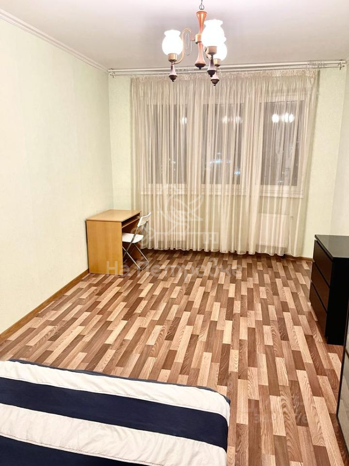 Продается 2-комнатная квартира, площадью 62.00 кв.м. Москва, улица Бутлерова, дом 6