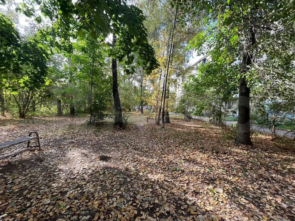 Продается 2-комнатная квартира, площадью 40.00 кв.м. Московская область, Красногорск городской округ, поселок городского типа Нахабино, улица Институтская, дом 1