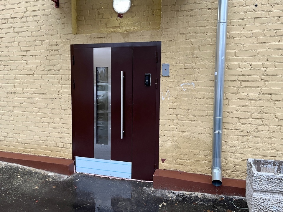 Продается 2-комнатная квартира, площадью 60.00 кв.м. Москва, улица Буракова, дом 17/2