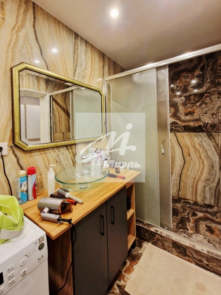 Продается 2-комнатная квартира, площадью 46.00 кв.м. Москва, улица Береговая, дом 8к2