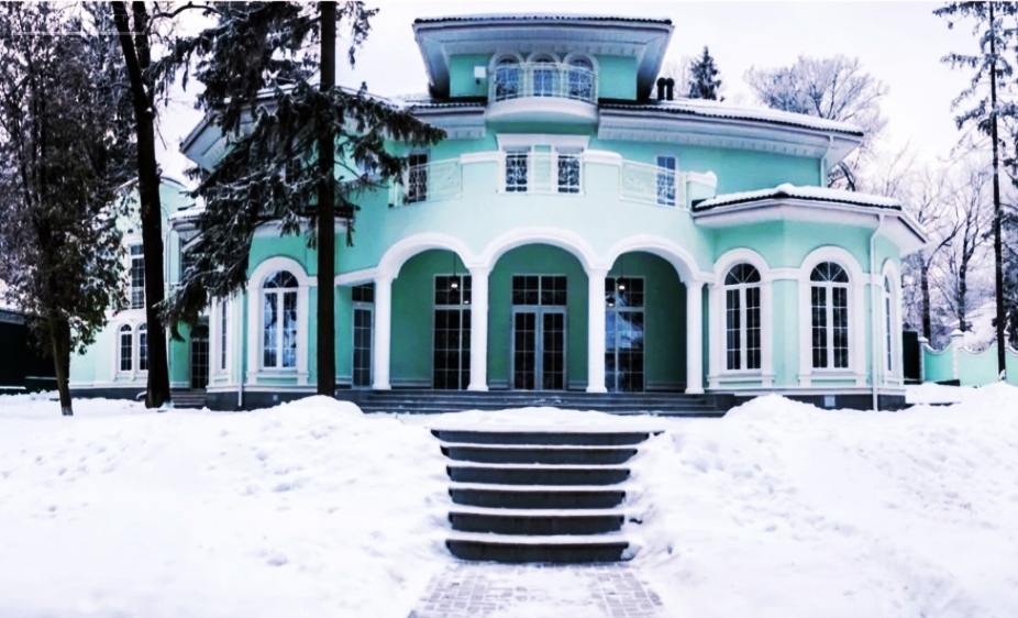 Продается дом, площадью 800.00 кв.м. Московская область, Одинцовский район, дачный поселок Лесной Городок