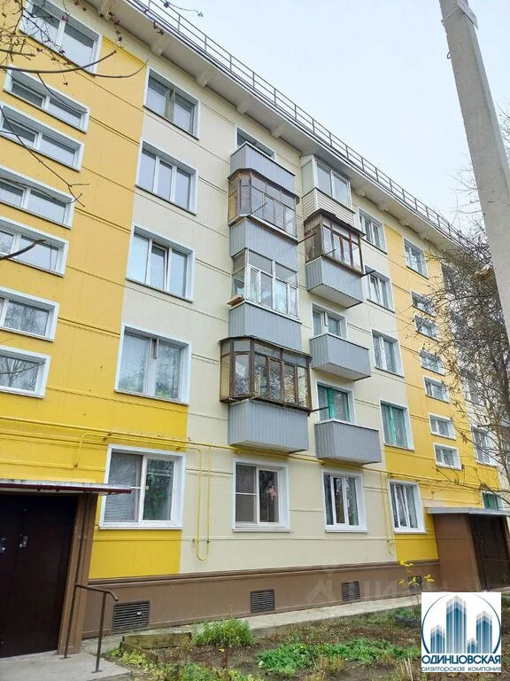 Продается 2-комнатная квартира, площадью 42.50 кв.м. Московская область, Одинцовский район, город Кубинка, городок Кубинка-10, дом 8