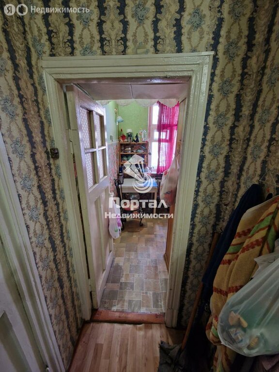 Продается 1-комнатная квартира, площадью 32.00 кв.м. Московская область, Серпухов городской округ, город Серпухов, улица Возрождения, дом 19