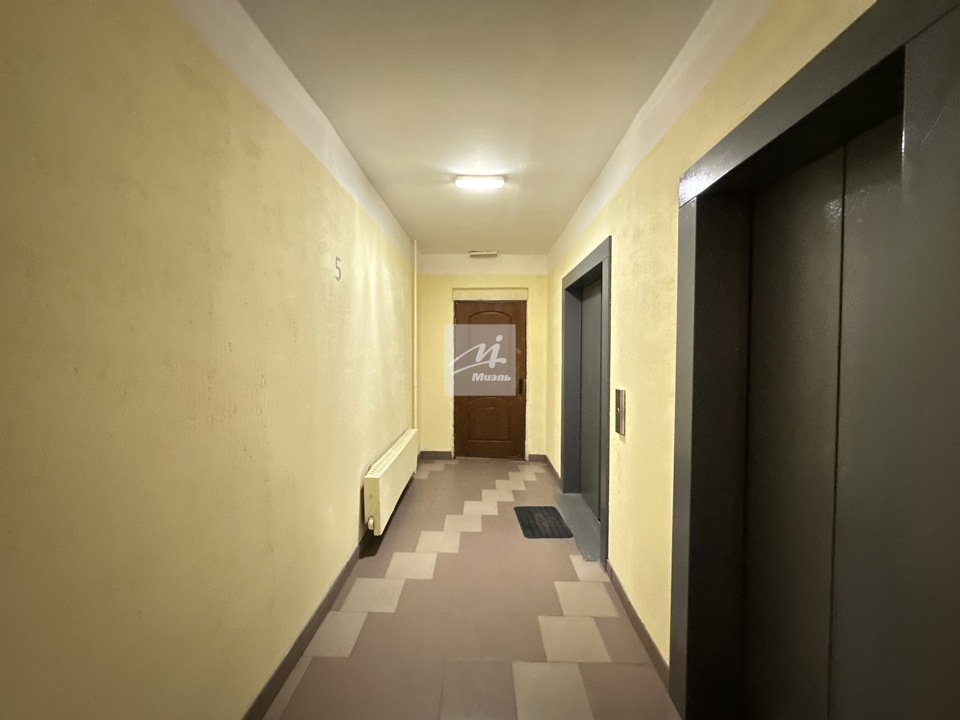 Продается 1-комнатная квартира, площадью 41.80 кв.м. Москва, Мичуринский проспект, дом 9