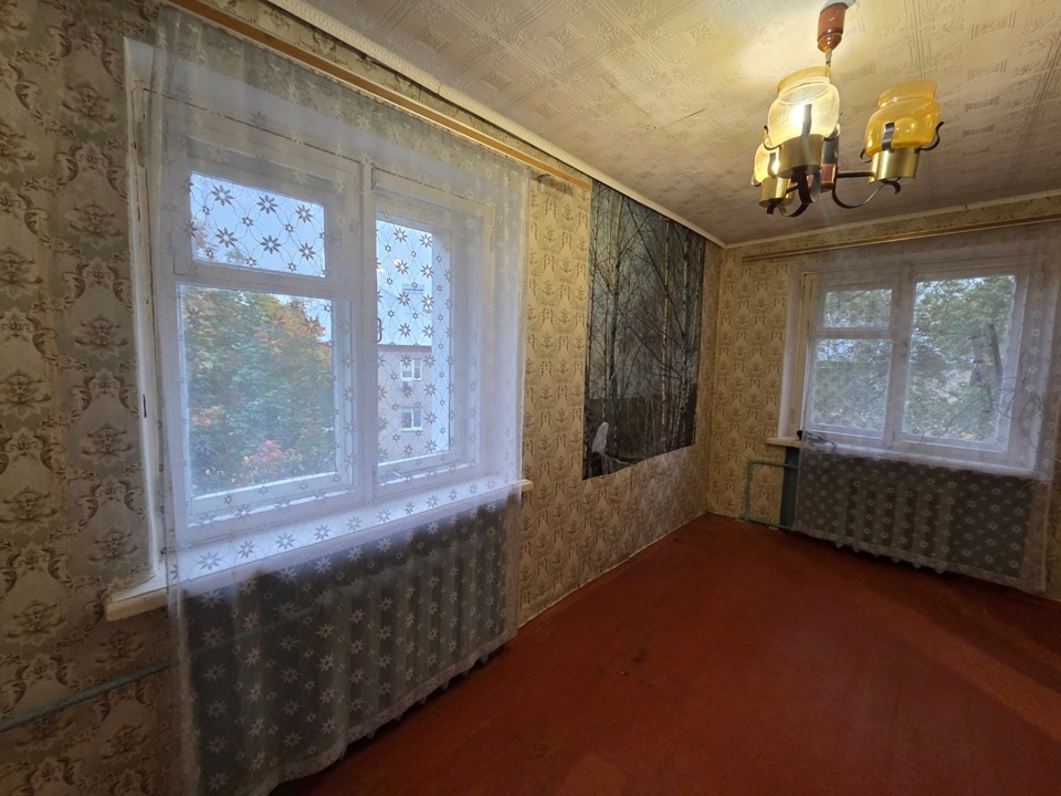 Продается 2-комнатная квартира, площадью 42.00 кв.м. Московская область, Наро-Фоминский городской округ, поселок Молодежный, дом 4