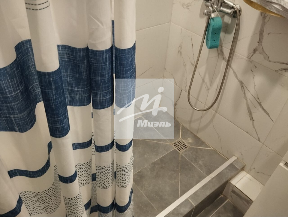 Продается 1-комнатная квартира, площадью 20.40 кв.м. Москва, улица Клары Цеткин, дом 18к3