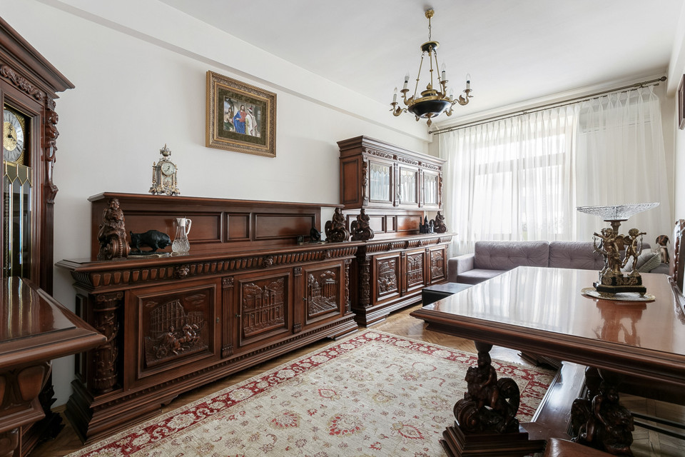 Продается 3-комнатная квартира, площадью 82.00 кв.м. Москва, улица Платовская, дом 4