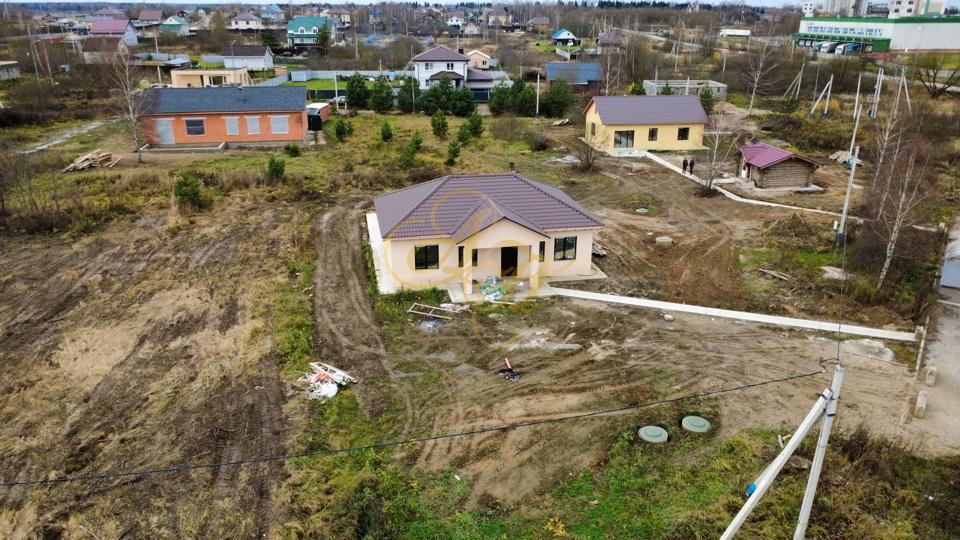 Продается дом, площадью 90.00 кв.м. Московская область, Клин городской округ, город Клин, улица Осенняя