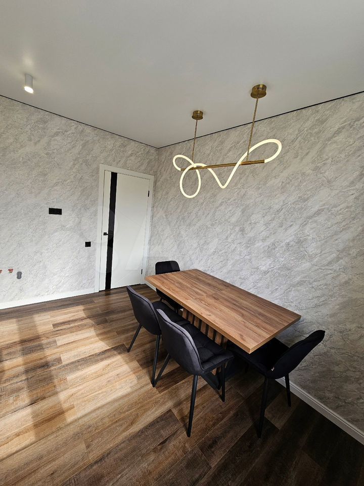 Продается 4-комнатная квартира, площадью 127.00 кв.м. Москва, улица Улофа Пальме, дом 7