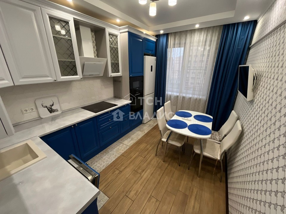 Продается 2-комнатная квартира, площадью 56.60 кв.м. Московская область, Лосино-Петровский городской округ, поселок Свердловский, улица Молодежная, дом 4