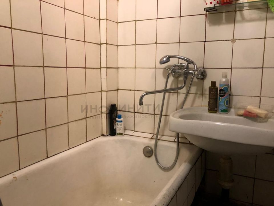 Продается 3-комнатная квартира, площадью 56.70 кв.м. Москва, улица Ботаническая Малая, дом 1