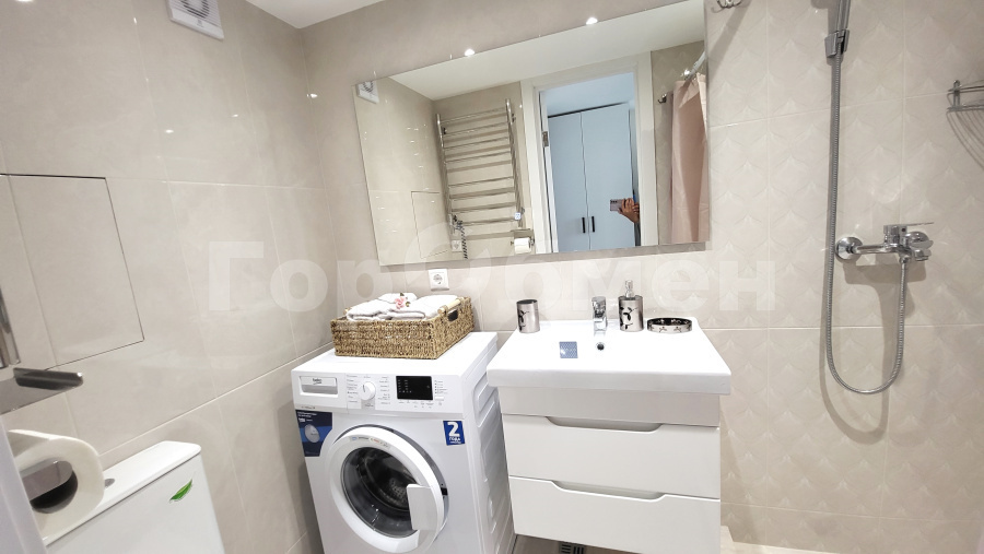 Продается 1-комнатная квартира, площадью 35.00 кв.м. Москва, улица Клары Цеткин, дом 18к3