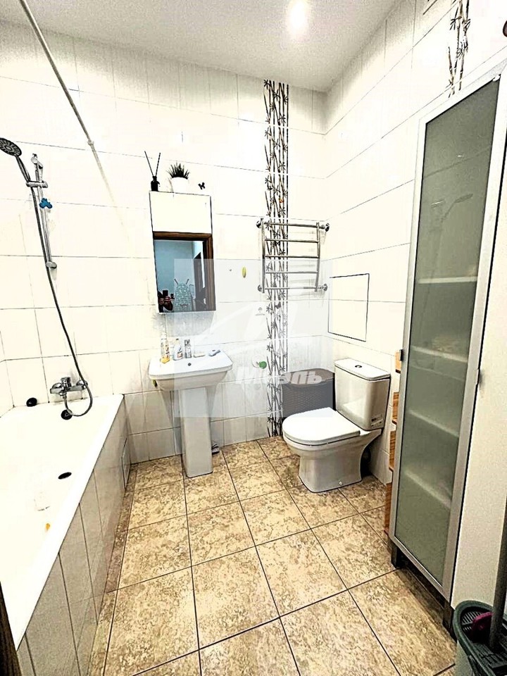 Продается 2-комнатная квартира, площадью 61.30 кв.м. Московская область, Одинцовский район, село Ромашково, проезд Рублевский, дом 40к4