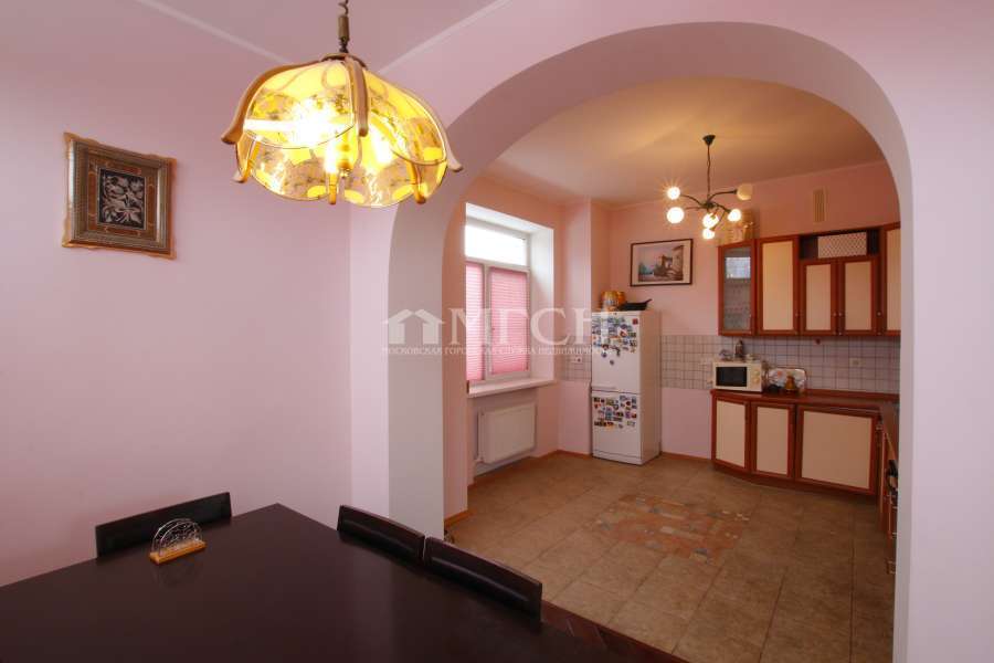 Продается дом, площадью 440.00 кв.м. Московская область, Одинцовский район, село Успенское, улица Центральная