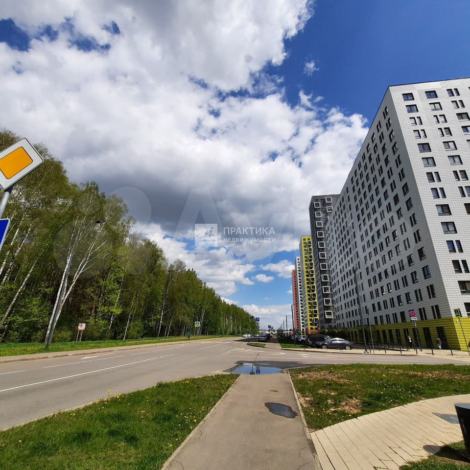 Продается 1-комнатная квартира, площадью 20.00 кв.м. Москва, улица Саларьевская, дом 10к2