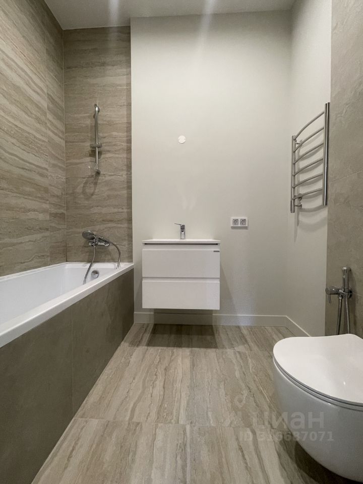 Продается 1-комнатная квартира, площадью 40.00 кв.м. Москва, улица Сосинская