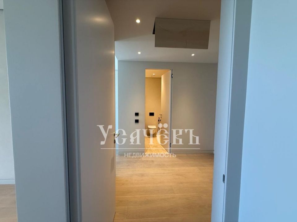 Продается 2-комнатная квартира, площадью 65.00 кв.м. Москва, улица Братьев Фонченко