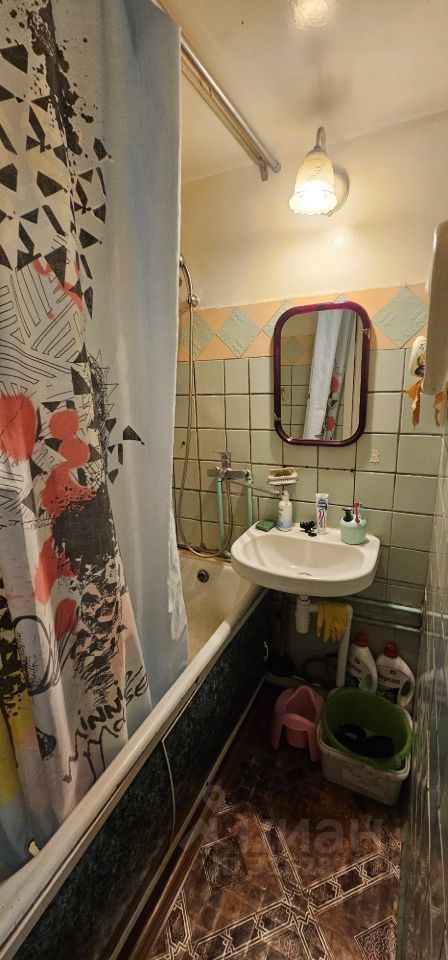 Продается 3-комнатная квартира, площадью 61.00 кв.м. Москва, город Щербинка, улица Почтовая, дом 15