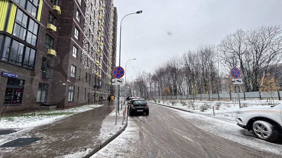 Продается 1-комнатная квартира, площадью 34.00 кв.м. Московская область, Ленинский район, поселок городского типа Мисайлово, микрорайон Пригород Лесное, улица Современников, дом 5