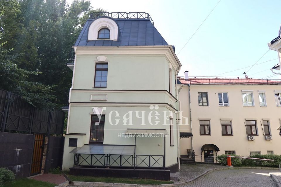 Продается 4-комнатная квартира, площадью 170.00 кв.м. Москва, переулок Печатников, дом 12