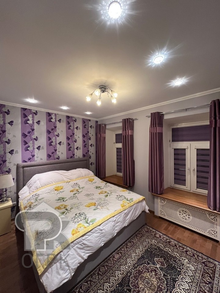 Продается 3-комнатная квартира, площадью 74.30 кв.м. Москва, переулок Нижний Кисельный