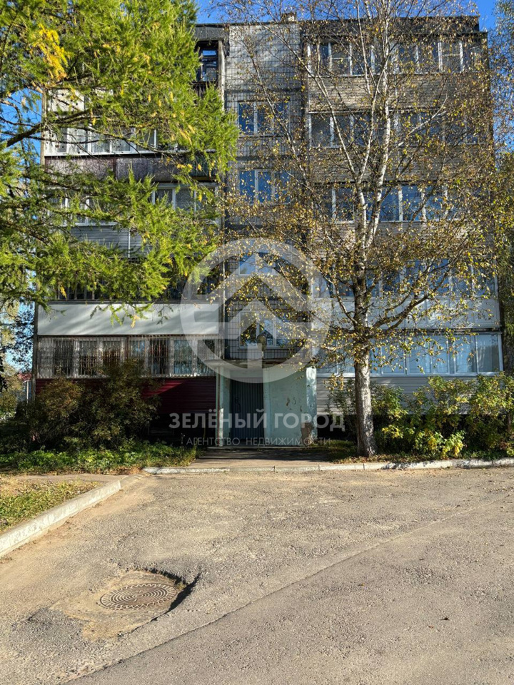 Продается 2-комнатная квартира, площадью 56.00 кв.м. Московская область, Клин городской округ, город Клин, улица Центральная, дом 1