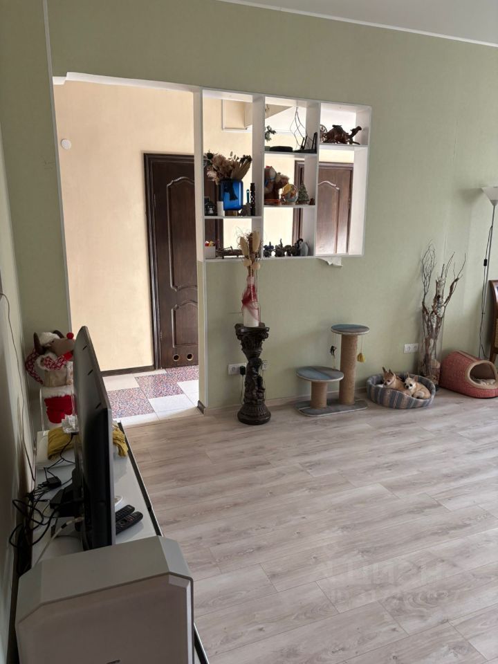 Продается 1-комнатная квартира, площадью 69.50 кв.м. Москва, улица Маршала Василевского, дом 1к1