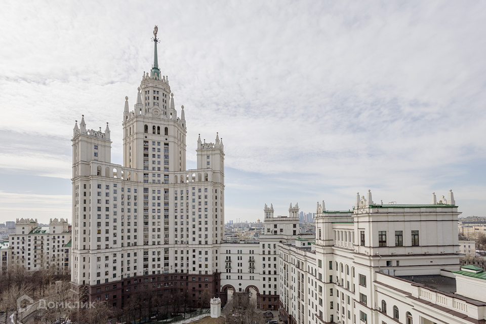 Продается 2-комнатная квартира, площадью 74.40 кв.м. Москва, набережная Котельническая