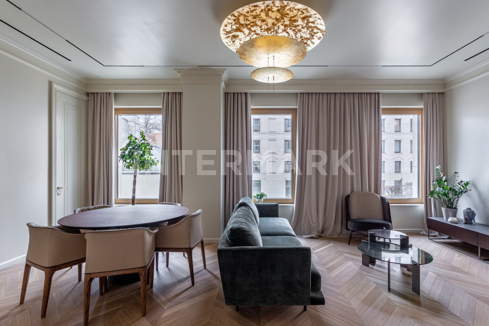 Продается 3-комнатная квартира, площадью 86.00 кв.м. Москва, переулок Серебрянический, дом 8
