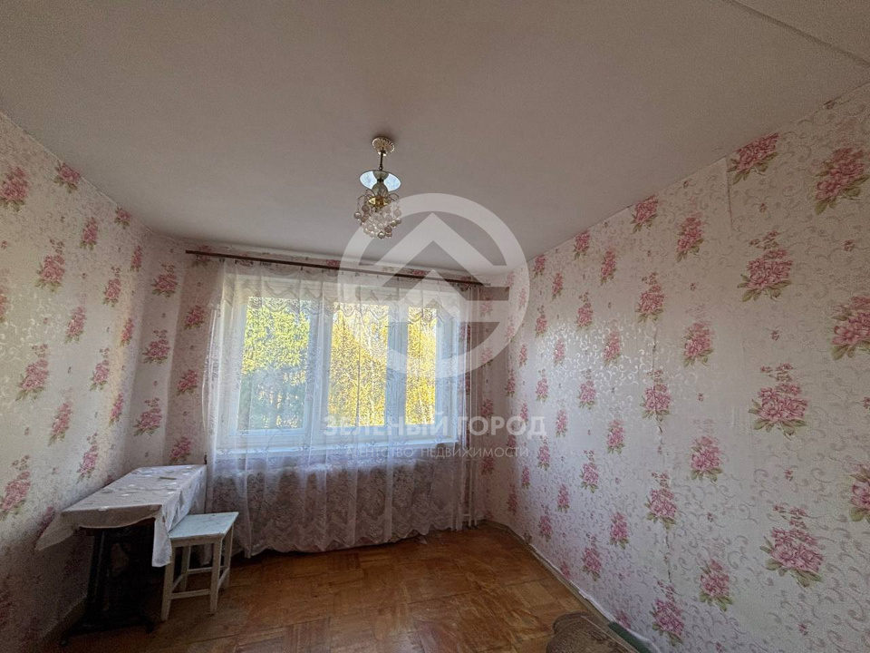 Продается 2-комнатная квартира, площадью 56.00 кв.м. Московская область, Клин городской округ, город Клин, улица Центральная, дом 1