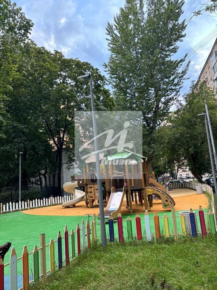 Продается 1-комнатная квартира, площадью 30.00 кв.м. Москва, Кутузовский проспект, дом 9к1