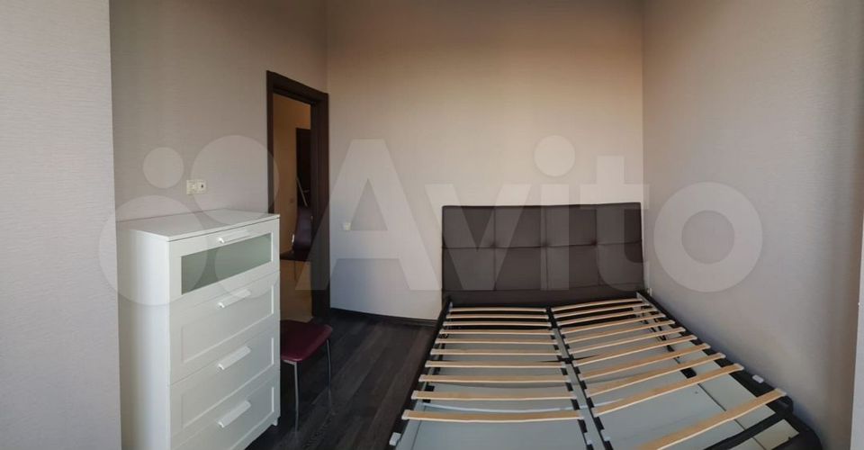 Продается 2-комнатная квартира, площадью 51.00 кв.м. Московская область, Одинцовский район, поселок городского типа Заречье, улица Каштановая, дом 8