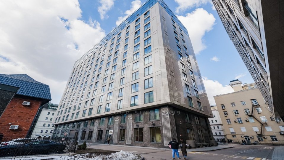 Продается 2-комнатная квартира, площадью 74.00 кв.м. Москва, улица Большая Садовая