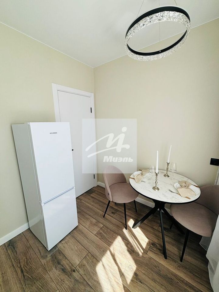 Продается 1-комнатная квартира, площадью 30.00 кв.м. Москва, Кутузовский проспект, дом 9к1