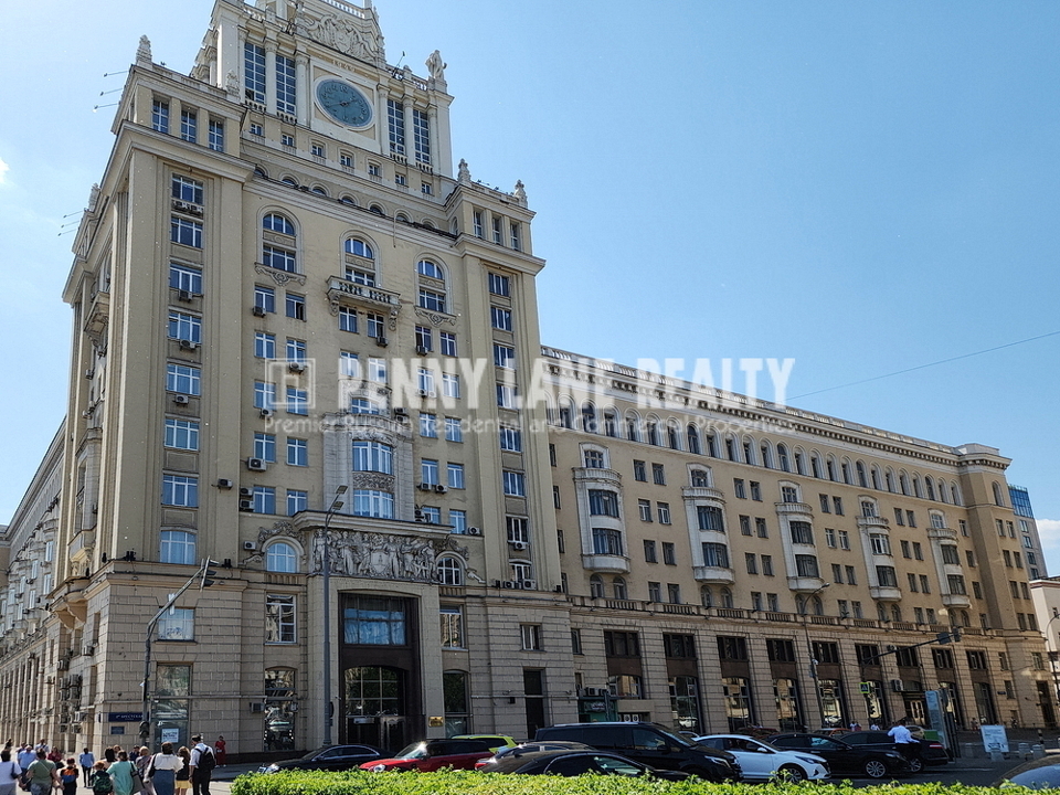 Продается 2-комнатная квартира, площадью 61.00 кв.м. Москва, улица Большая Садовая