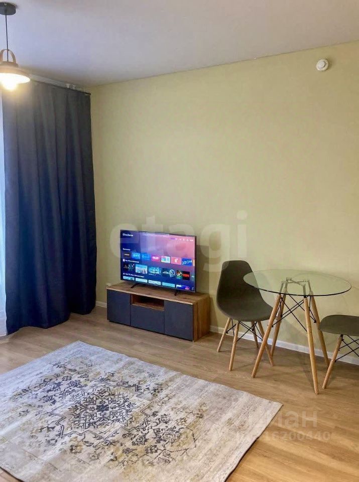 Продается 1-комнатная квартира, площадью 23.50 кв.м. Московская область, Красногорск городской округ, поселок Ильинское-Усово, улица Заповедная, дом 10