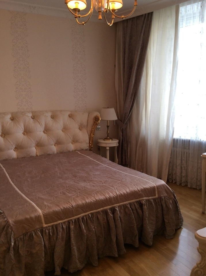 Продается 3-комнатная квартира, площадью 100.00 кв.м. Москва, улица Русаковская, дом 31