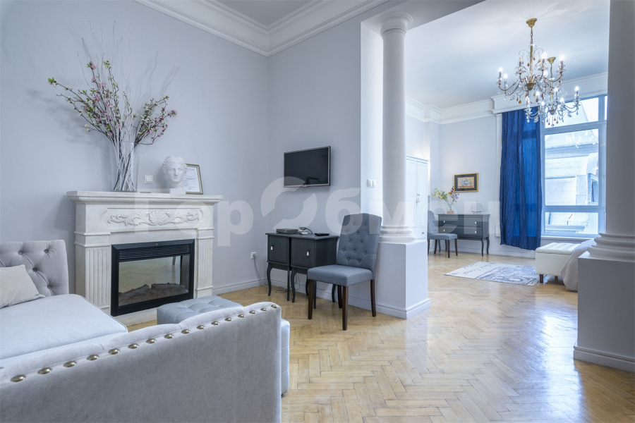 Продается 2-комнатная квартира, площадью 58.00 кв.м. Москва, переулок Гнездниковский Большой, дом 10