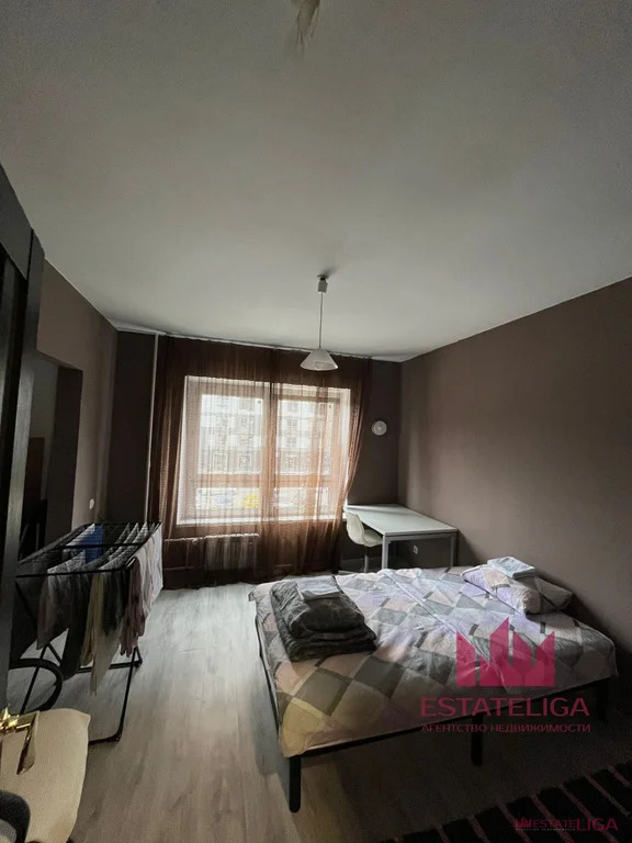 Продается 2-комнатная квартира, площадью 58.00 кв.м. Москва, улица Парковая, дом 1