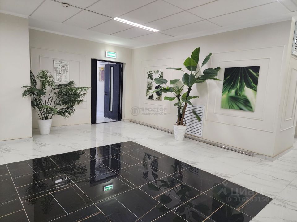 Продается 2-комнатная квартира, площадью 51.60 кв.м. Москва, переулок Большой Строченовский, дом 9