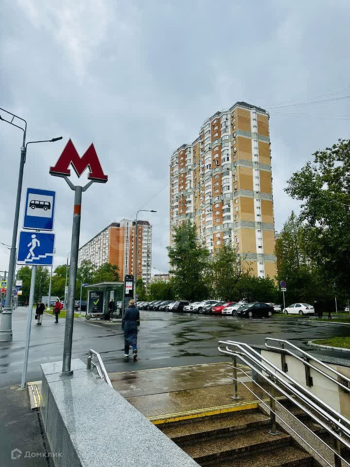 Продается 2-комнатная квартира, площадью 52.00 кв.м. Москва, улица Снежная, дом 19к2