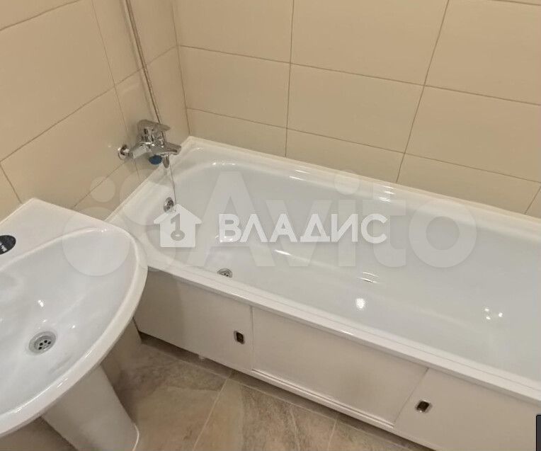 Продается 1-комнатная квартира, площадью 42.00 кв.м. Москва, улица Новочеремушкинская, дом 56к3