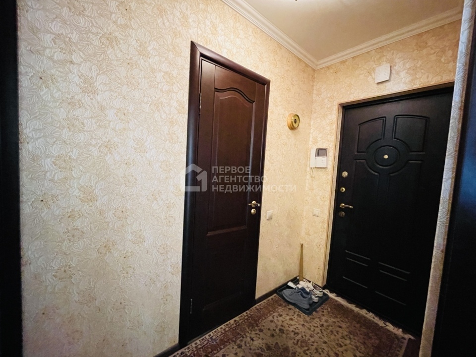 Продается 2-комнатная квартира, площадью 57.00 кв.м. Московская область, Серпухов городской округ, город Серпухов, переулок Красный, дом 6