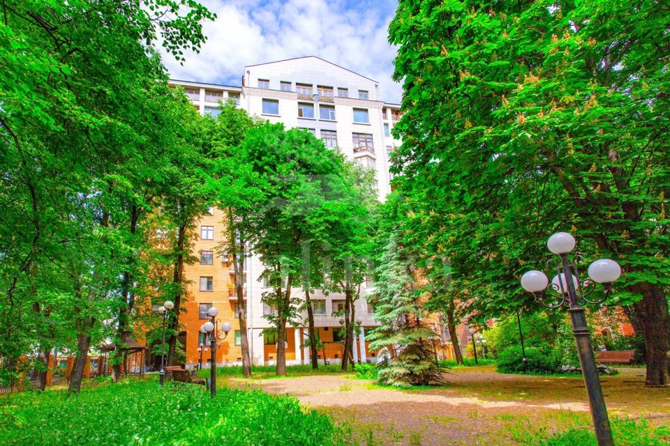 Продается 3-комнатная квартира, площадью 254.10 кв.м. Москва, Шведский тупик, дом 3