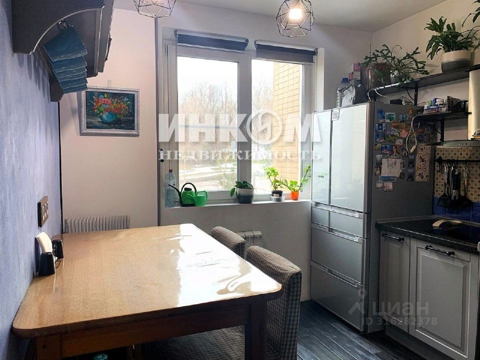 Продается 4-комнатная квартира, площадью 85.00 кв.м. Москва, улица Улофа Пальме, дом 3