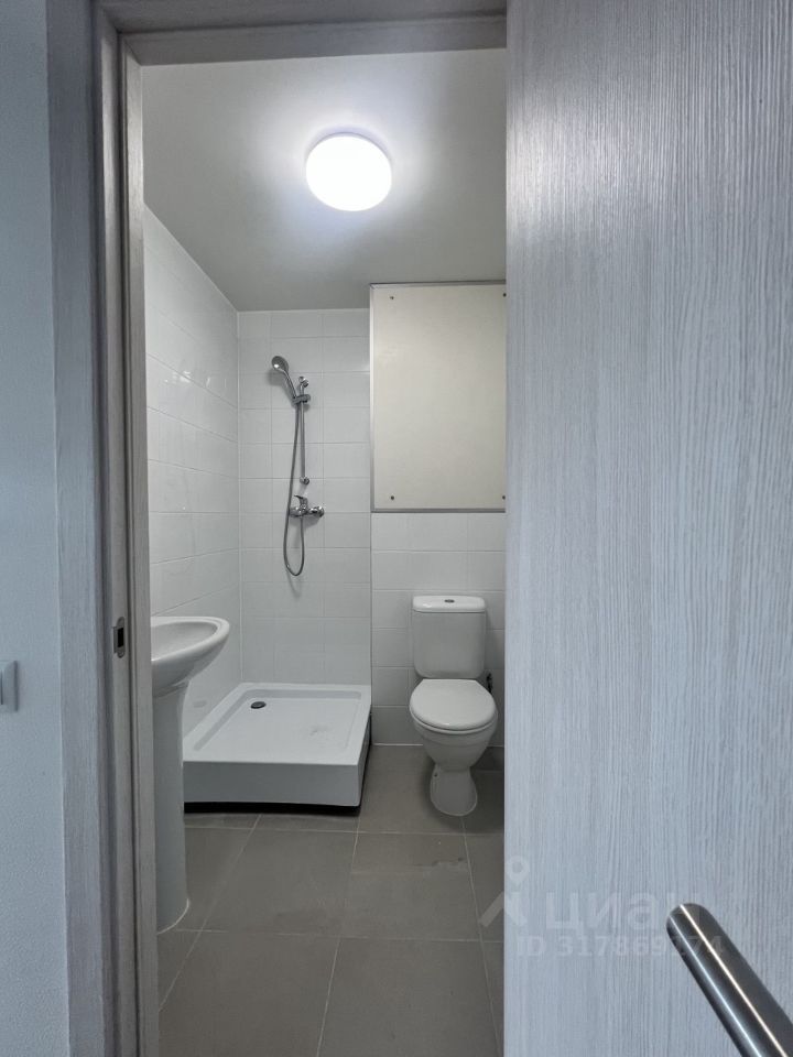 Продается 1-комнатная квартира, площадью 20.20 кв.м. Москва, Кронштадтский бульвар, дом 8к2