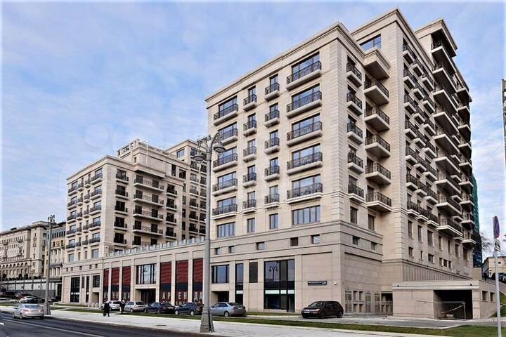 Продается 2-комнатная квартира, площадью 68.00 кв.м. Москва, набережная Котельническая, дом 31