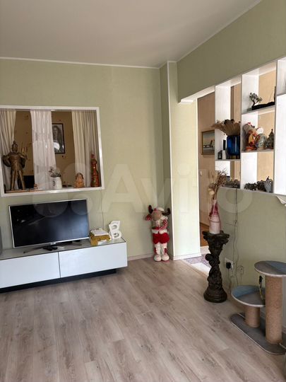 Продается 1-комнатная квартира, площадью 69.50 кв.м. Москва, улица Маршала Василевского, дом 1к1